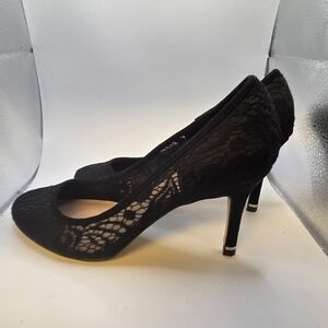 Call It Spring Black Lace Stiletto Heels With Gold Accents Size 7